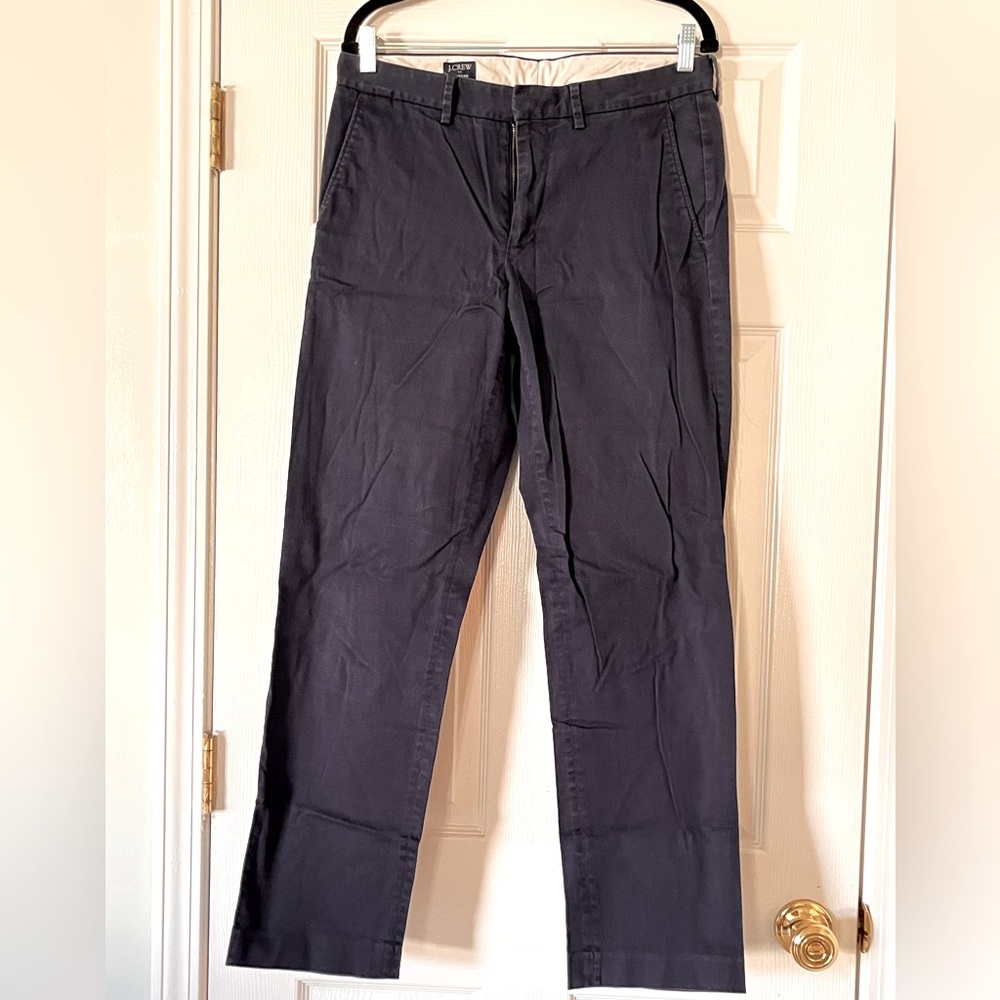 JCrew navy flat front pants • 31x32